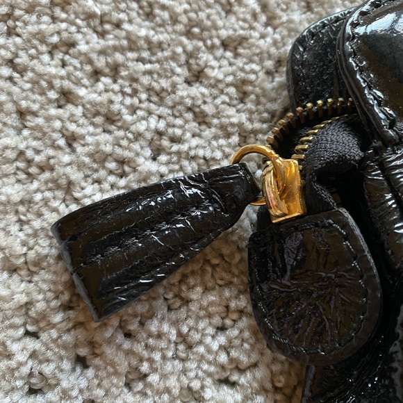 Large black clutch - Picture 2 of 4